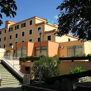 Hotel Kraljevica Szálloda
